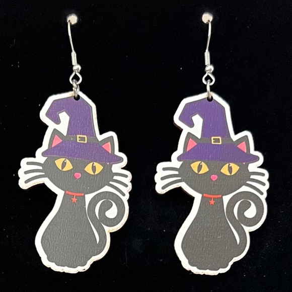 NEW Wood Halloween Cat Dangle Earrings - Picture 2 of 2
